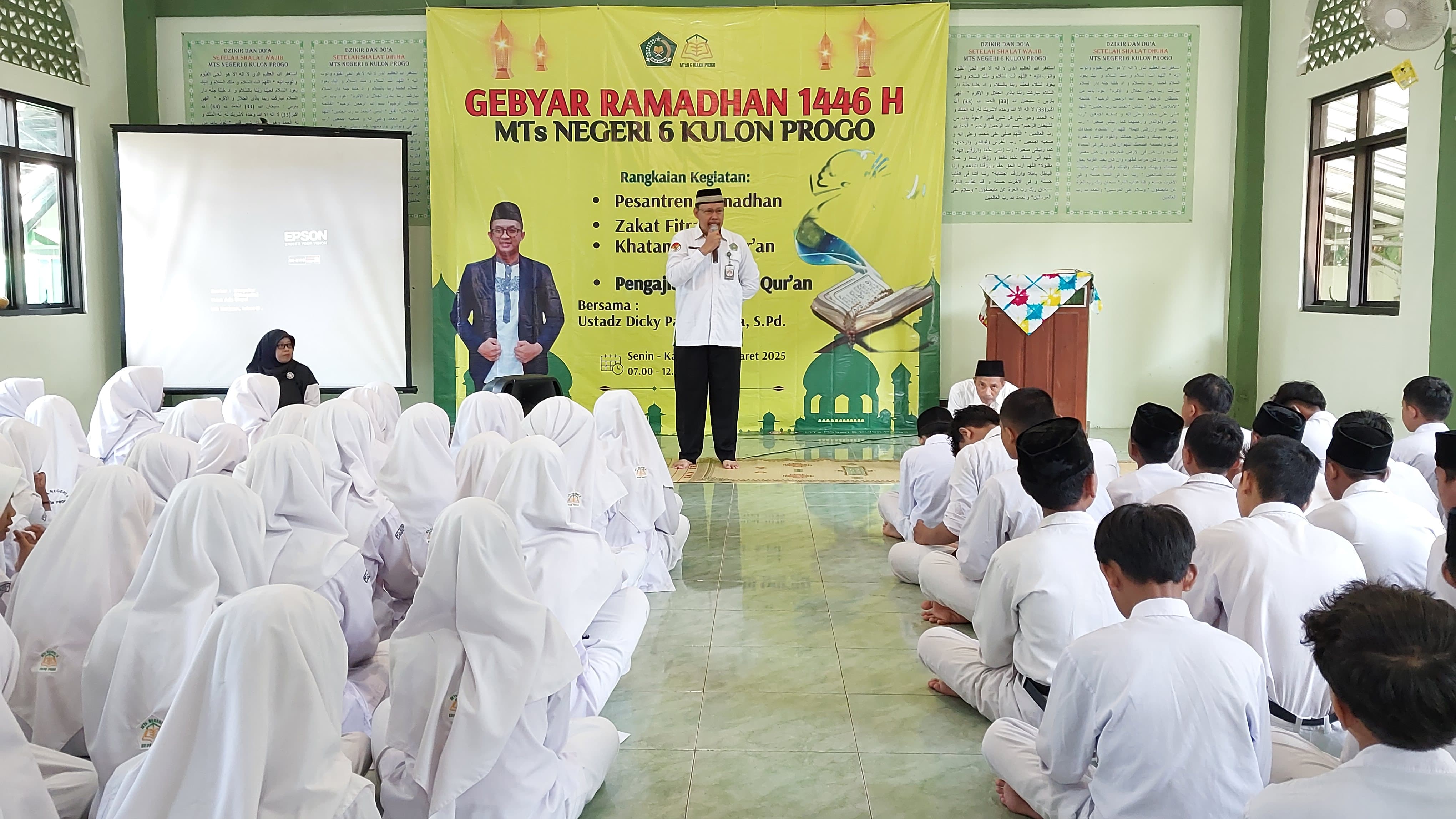 Kepala MTsN 6 Kulon Progo Buka Kegiatan Ramadhan, Ajak Tingkatkan Imtak dan Kualitas Ibadah